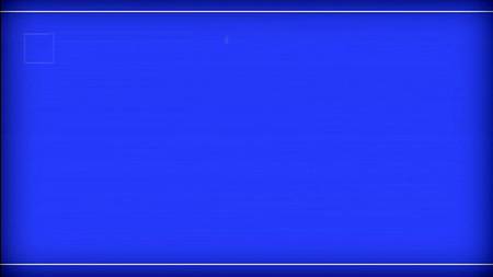 Девушка с клубникой познакомилась с туристом