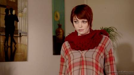 Страстная милфа лижет клитор рыжеволосой подруге с короткой стрижкой