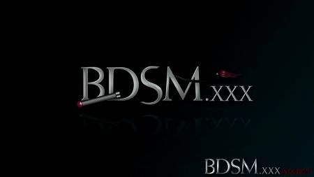 Рыжая пробует БДСМ