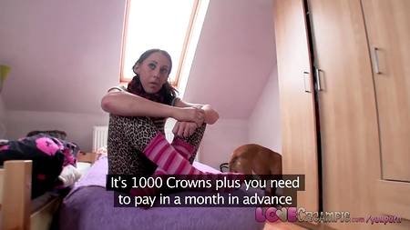 Предложил секс за деньги своей подруге