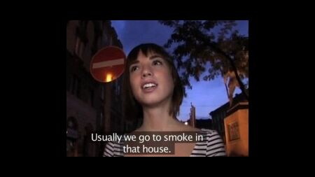 Красивая девушка вечером познакомилась с озабоченным туристом