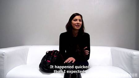 Чешская молодуха проходит кастинг на жилистом пенисе порно агента