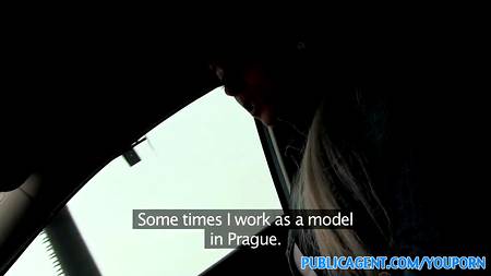 Очередная любительница перепихнуться в кустах