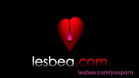 Подругам хорошо в постели