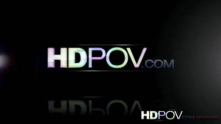 Внушительный фаллос перепал неугомонной брюнеточке