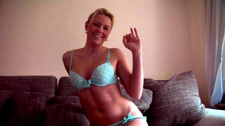 Ох, как кончает эта немка!