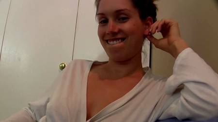 Обольстительный секс с сочной малышкой