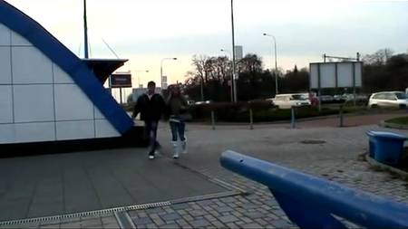 Молодые трахаются в публичных местах