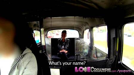 Укротил дерзкую кошечку