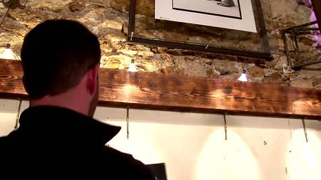 Бородатый мужчина занимается ярким сексом с взрослой теткой