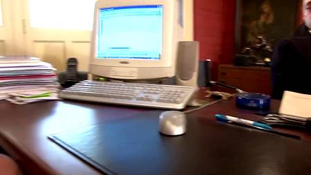 Зрелая начальница отдалась своему молодому помощнику