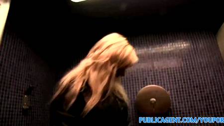 Деньги, блондинка и шикарный секс