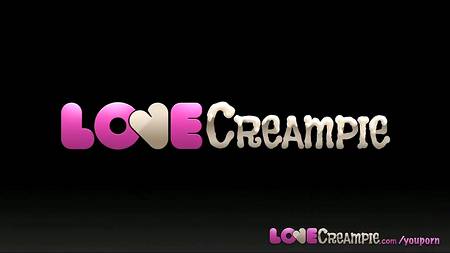 Кокетство порно звезде не нужно