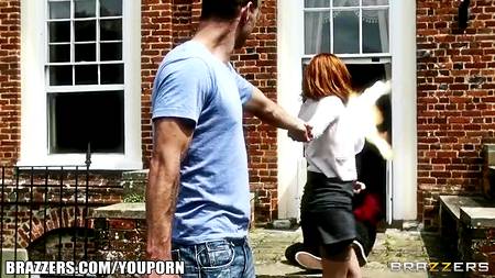 Влюбленная парочка отбила атаку бандитов после чего занялась сексом