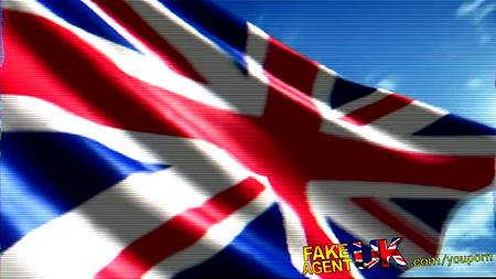 Модель добивается успеха через постель