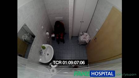 нимфа обкончалась на медосмотре