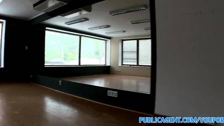 Очень долго трахал незнакомую крошку