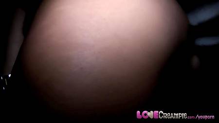 Красотка познакомилась с опытным пикапером поздно вечером