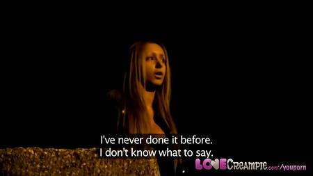 Красотка познакомилась с опытным пикапером поздно вечером