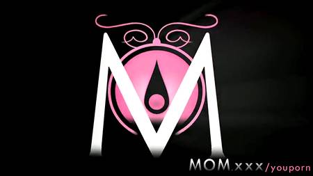 Зрелый мужик трахает молодуху