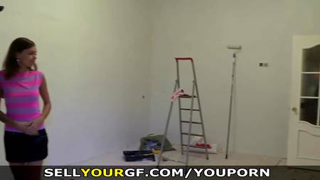 Приятель не прочь использовать подружку