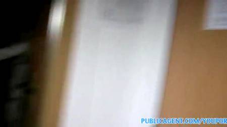 Яркая брюнетка случайно переспала с милым незнакомцем