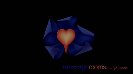 Рыженькая фея с массажистом