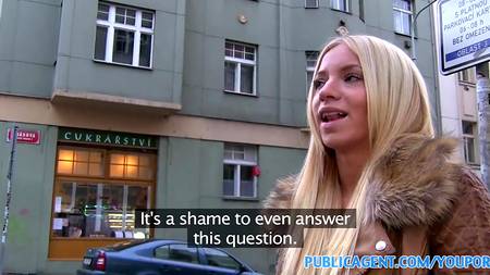 Хороший секс и хорошие деньги - неплохо для блондинки!