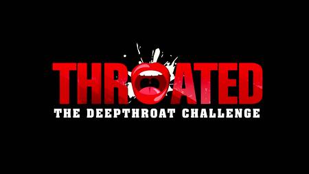 Сиськастая брюнетка сосёт член любовника