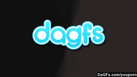 Совместный просмотр порно вдохновляет на жесткий секс