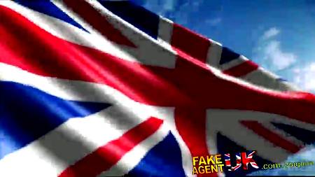 Прекрасная модель отдалась брутальному режиссеру шоу