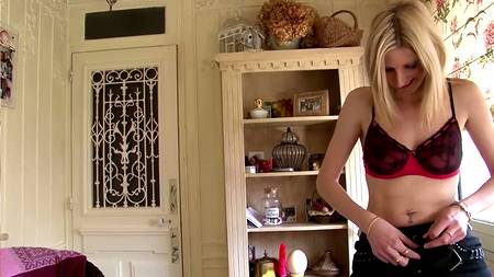 Развел француженку на анальчик