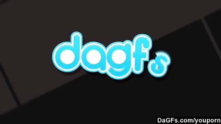 Рачком прелестную блондинку