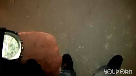 Француженка неравнодушна к анальному проникновению