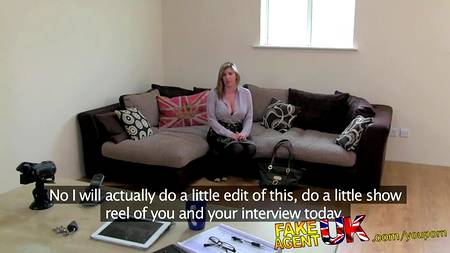 Желанная парнями красотка проявила себя на кастинге