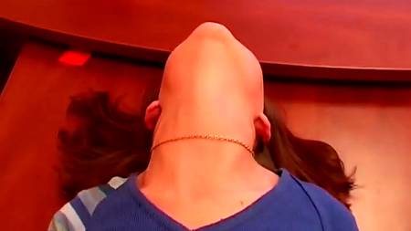 Красивая пара занимается сексом перед походом в театр