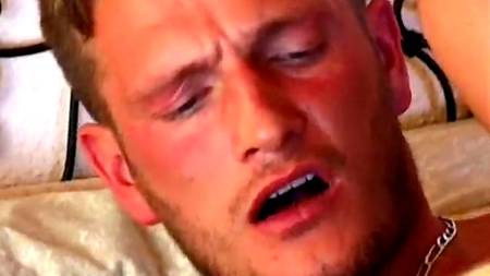 Развратные подружки хотят анальных забав