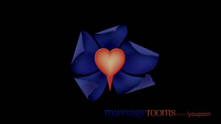 Классный масаж и секс от двух шалав