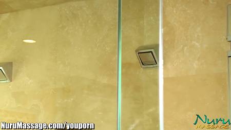 Великолепная тайская массажистка