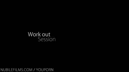 После зарядки разогрелись сексом