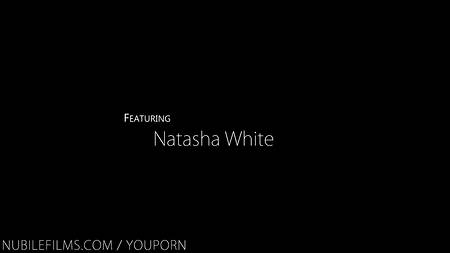 Футболист поимел подружку в своей спальне во всех позах