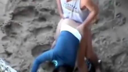 Молодежь сладко ебется перед скрытой камерой