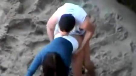 Молодежь сладко ебется перед скрытой камерой