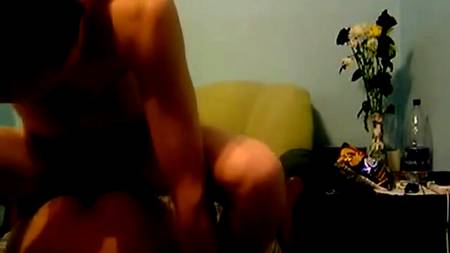 Милая парочка захотела снять свой любительский фильм