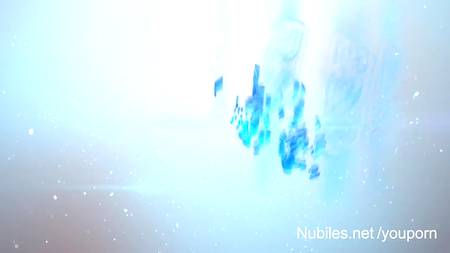 Стройные лесбиянки соблазнили брутального приятеля