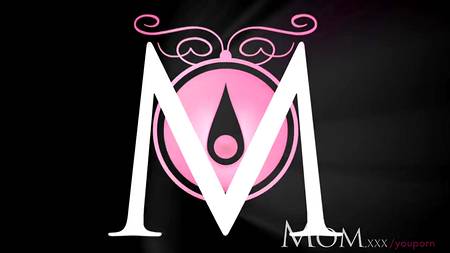 Взрослый мужик соблазнил молоденькую и яркую студентку