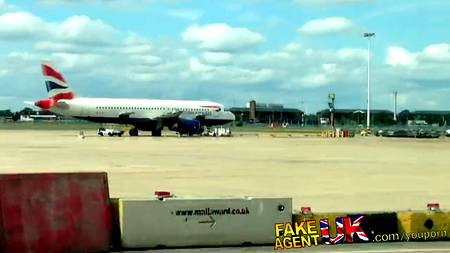 Продюсер натянул восхитительную блондинку