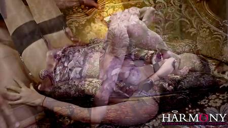 Красивый секс с обворожительной брюнеткой