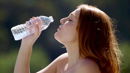 Негритянский ствол еле вошел в розовую киску