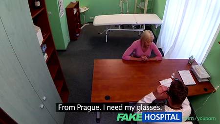 Сексуальные забавы с пациенткой